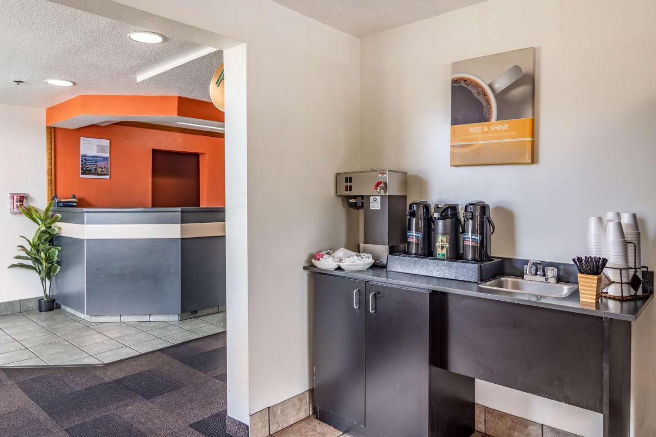 Motel 6 Chattanooga Downtown Esterno foto