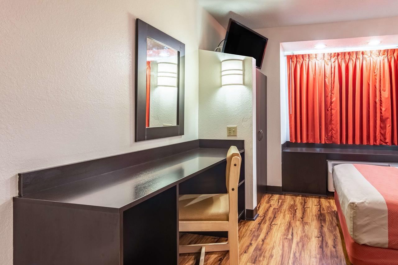 Motel 6 Chattanooga Downtown Esterno foto